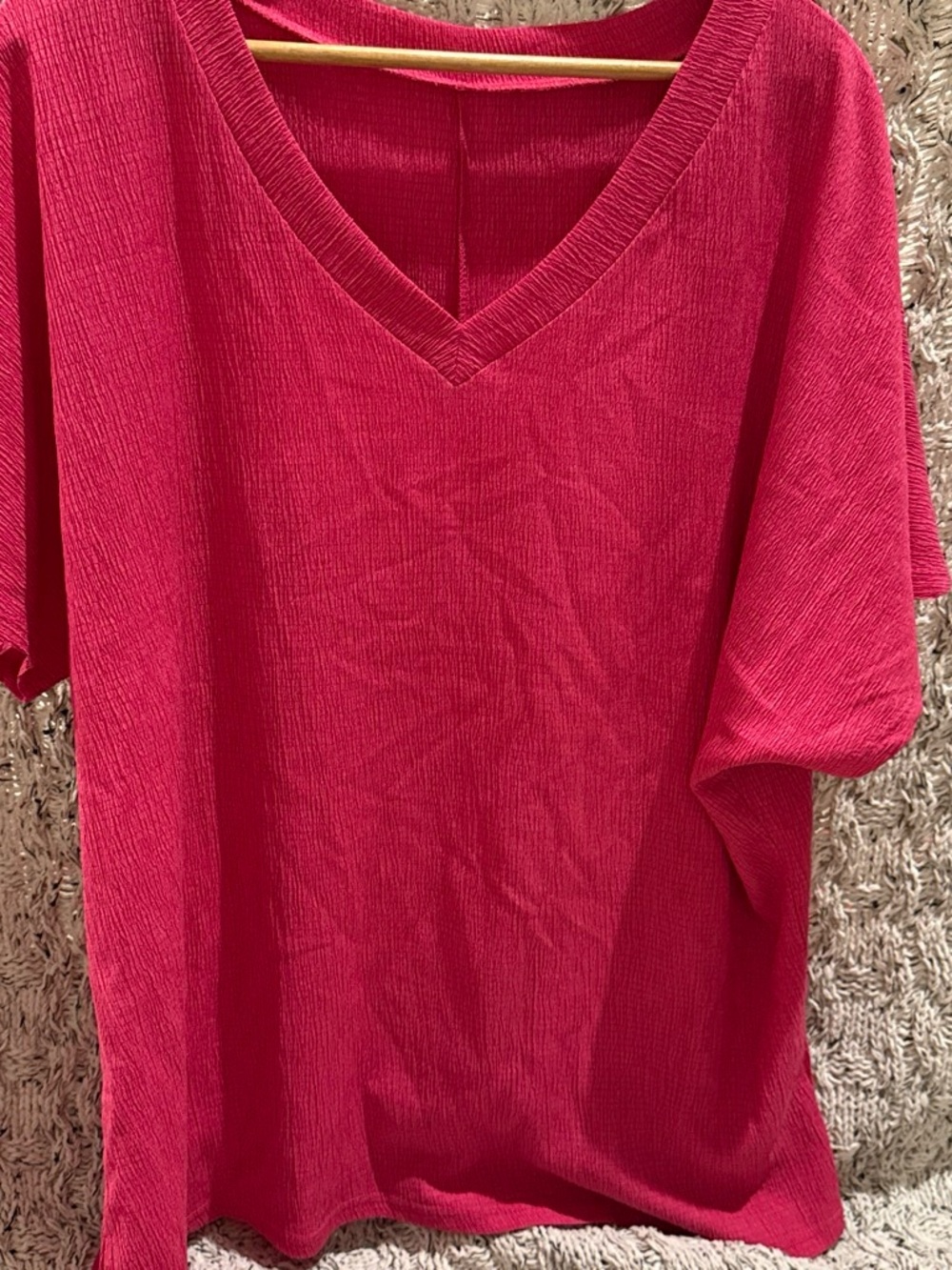 Women's V-Neck Textured Top - Pink